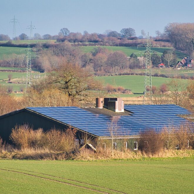 Impianto fotovoltaico in campagna: oltre l’installazione, una scelta di territorio